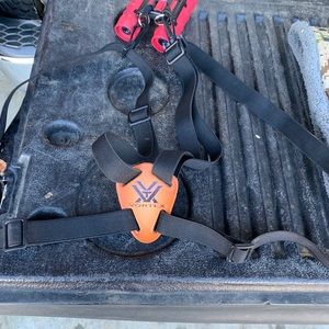 Vortex binocular harness